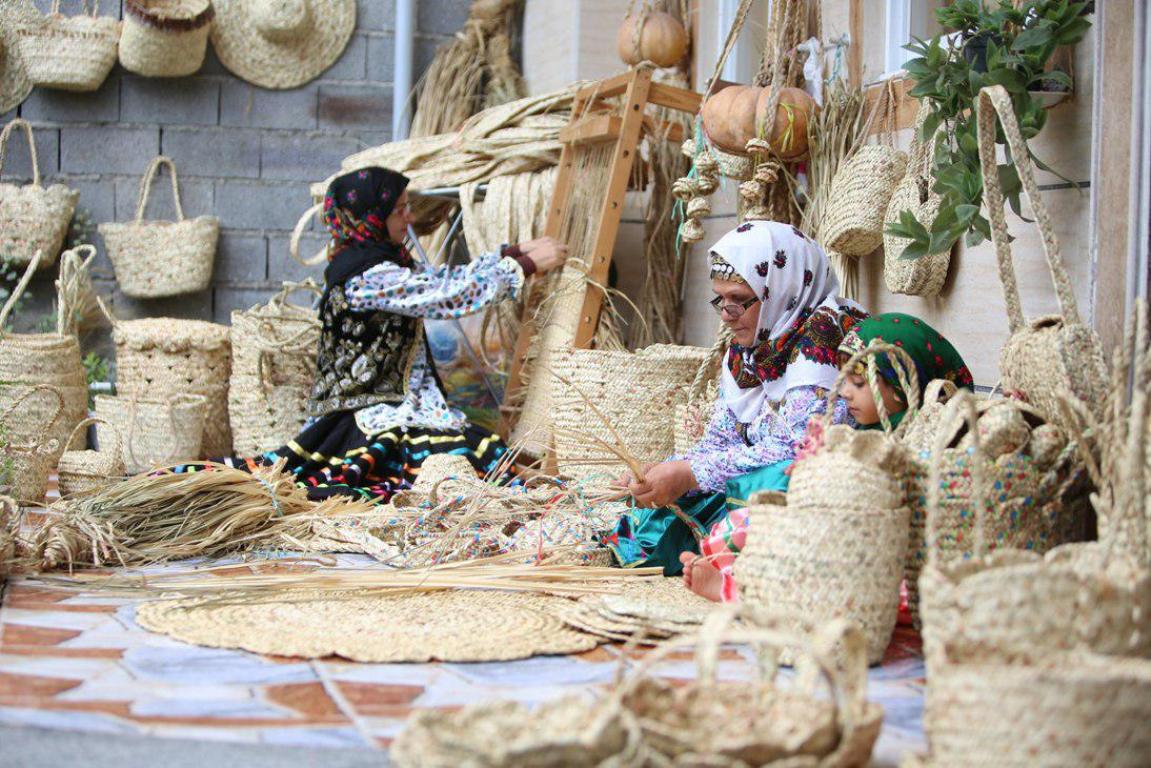 ضرورت حمایت از صنایع‌دستی بعنوان کالای ایرانی