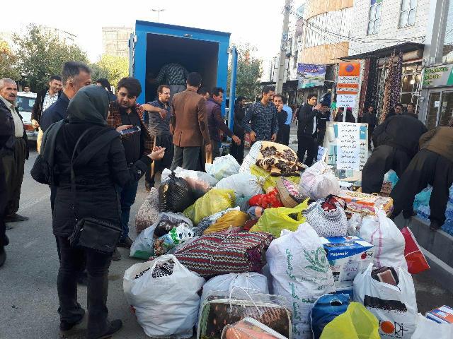 ارسال کاروان مواد غذایی و اقلام ضروری از سوی مجمع خیرین شهرستان آمل  