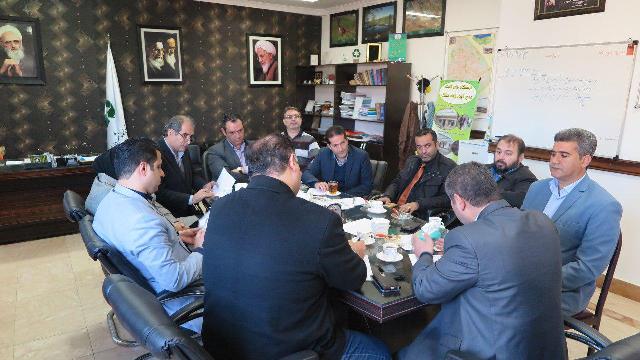 برگزاری جلسه پیمانکار تبدیل انرژی از زباله با حضور شهردار و اعضای شورای شهر آمل در سازمان مدیریت پسماند 