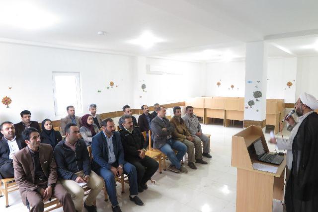 برگزاری آیین افتتاح اولین ایستگاه بازیافت زباله (شهر بدون زباله) در شهر امام زاده عبدالله 