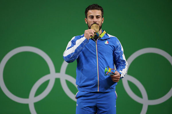 طلا؛ نخستین مدال کاروان ایران/رستمی در وزنه‌برداری قهرمان جهان شد
