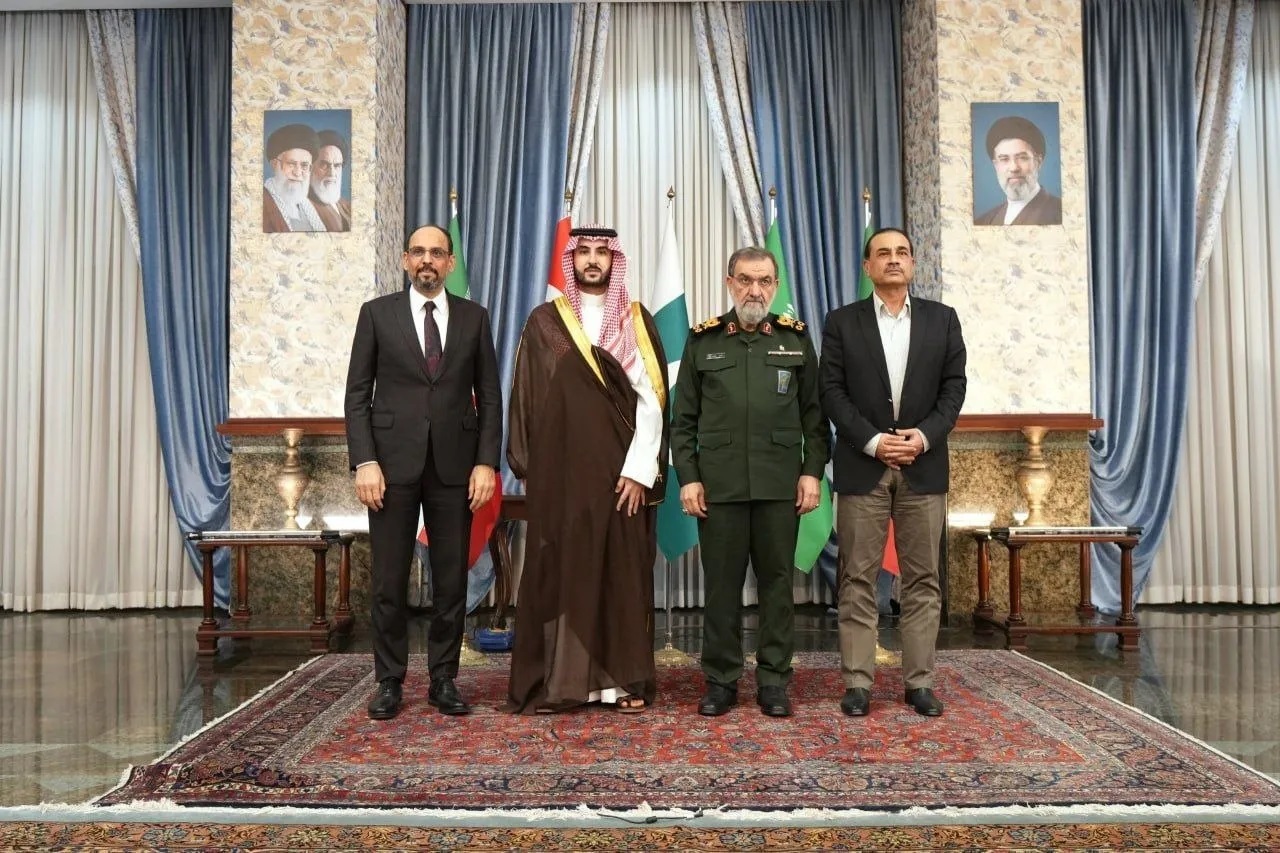 کرنش ائتلاف مکه در دارالخلافه مقاومت