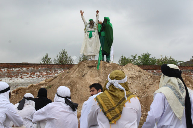 مراسم بازسازی واقعه غدیرخم در آمل برگزار شد+عکس