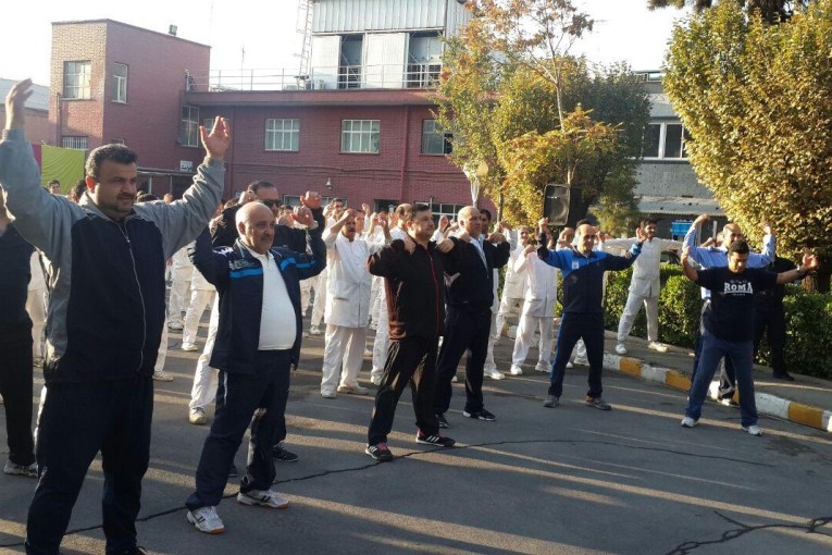 زنگ ورزش صبحگاهی کارگران در مازندران کلید خورد