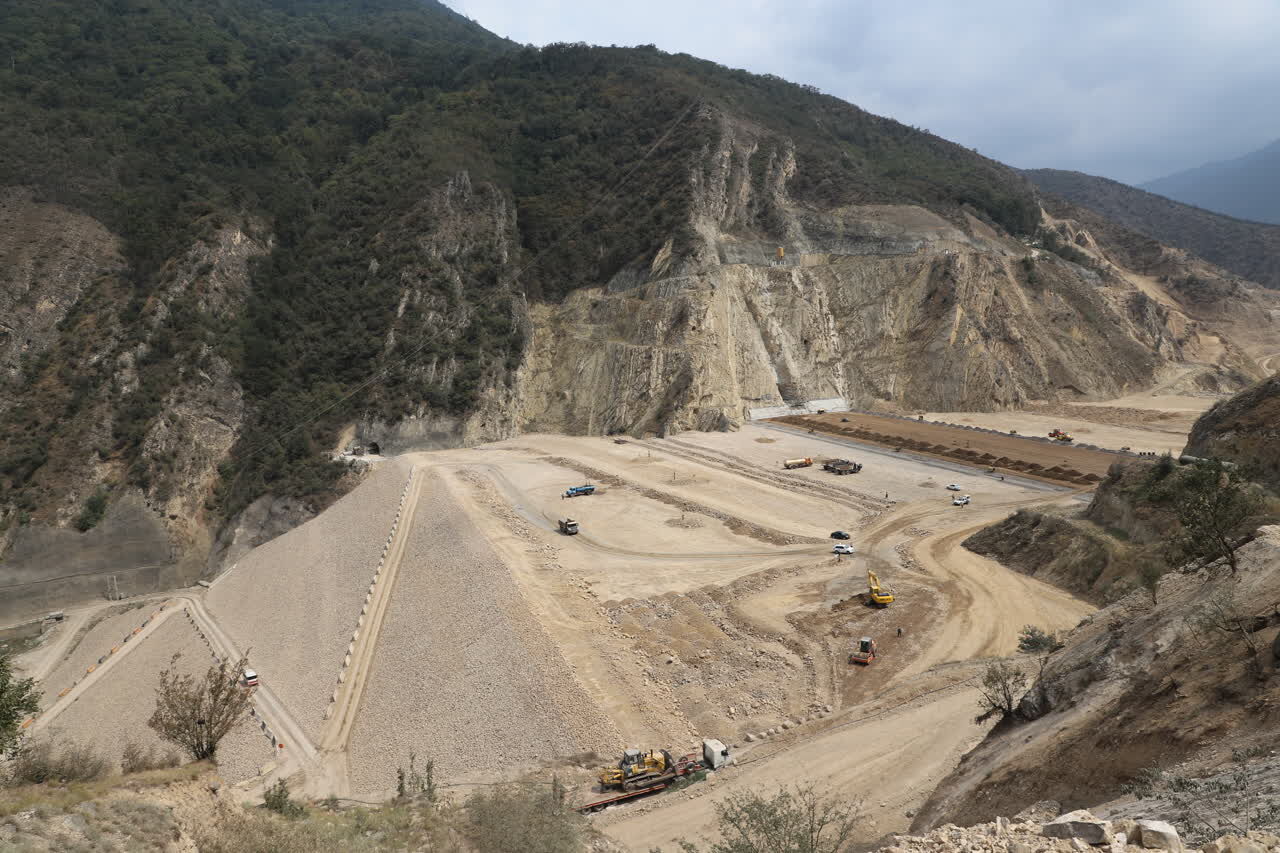 سد هراز؛ ماراتن ۱۶ ساله وعده‌ها / آقای رئیس‌جمهور، طلسم بزرگترین پروژه آبی شمال را بشکنید!یادداشت از  اختصاصی: علیرضا عزیزکمالی