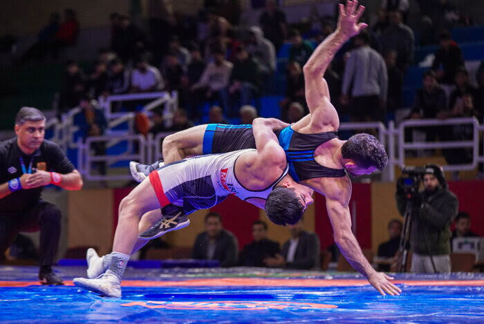 آمل بر سکوی نخست مسابقات کشتی آزاد نوجوانان مازندران