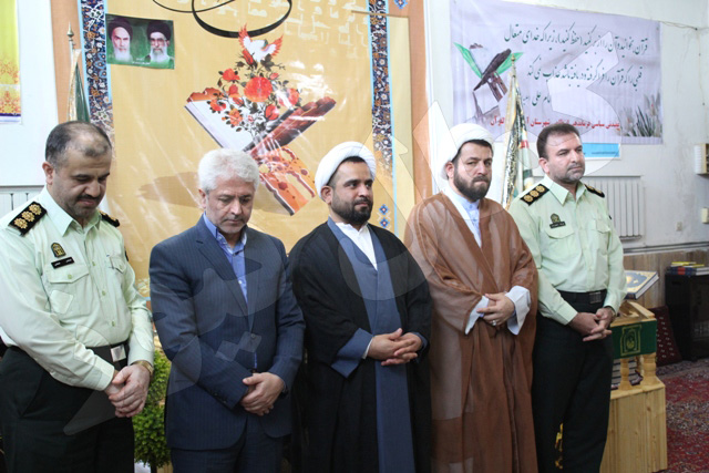 محفل انس با قرآن با همکاری نیروی انتظامی و شهرداری در شهر دابودشت برگزار شد