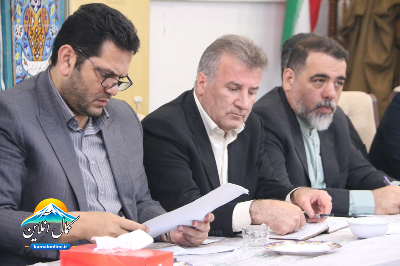 گزارش تصویری کمال آنلاین : گره‌گشایی از مشکلات روستاهای هرازپی  بخش مرکزی آمل در میز خدمت مسئولان 