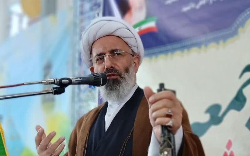 هشدار امام جمعه دابودشت و دشت‌سر درباره فضای اقتصادی و تحرکات دشمن