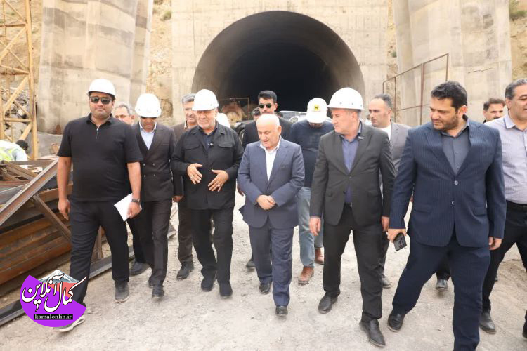 گزارش تصویری کمال آنلاین : بازدید معاون وزیر راه وشهرسازی باتفاق استاندار مازندران از روند اجرای طرح بزرگ چهارخطه کردن محور هراز