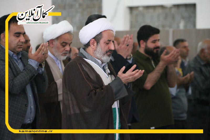 گزارش تصویری کمال آنلاین: برگزاری نمازجمعه در شهر و بخش امامزاده عبدالله 