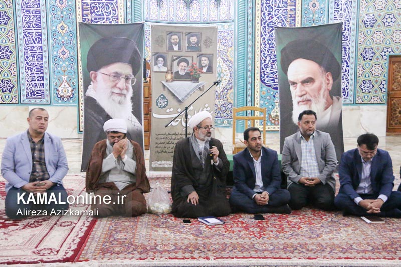 گزارش تصویری کمال آنلاین: جلسه شورای فرهنگ عمومی و عطرافشانی ضریح مطهر امامزاده عبدالله 