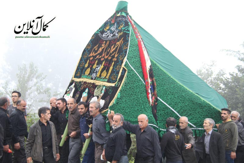 آیین نخل گردانی روستای گنگرج کلا ؛ پاسداشت سنت دیرینه 