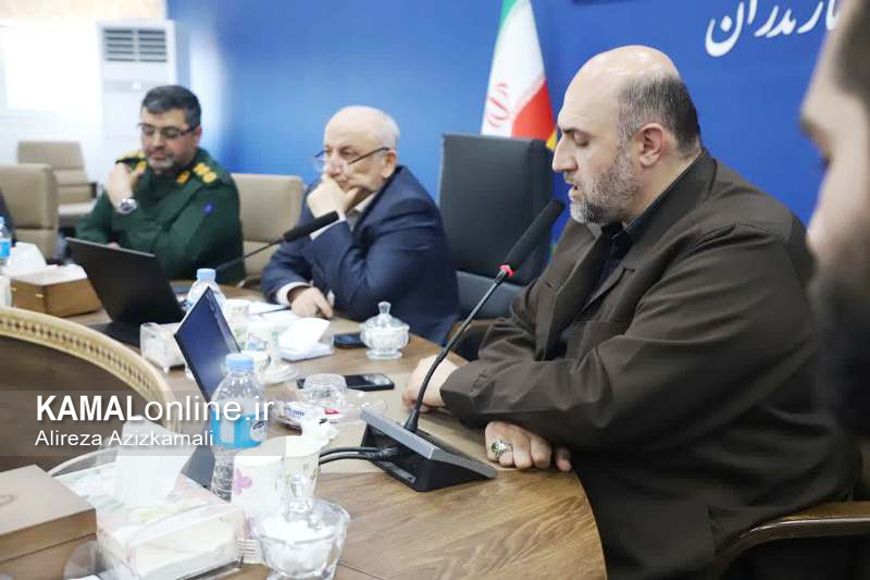 مردم آمل با همان روحیه انقلابی و حماسی همچنان در مسیر آرمان‌های انقلاب گام برمی‌دارند